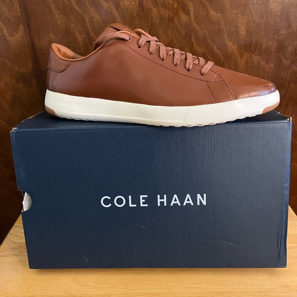 NIB Men’s Cole Haan GrandPro Tennis Shoes, size 10.5. Color Woodbury Handstain
